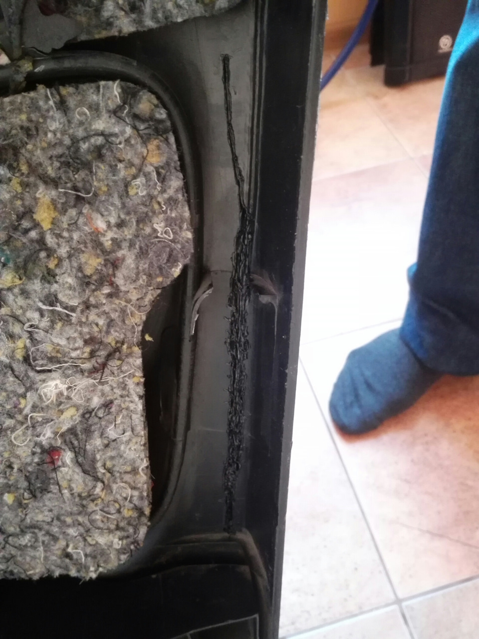 Ремонт дверной карты. — Toyota RAV4 (II), 2 л, 2005 года | кузовной ...