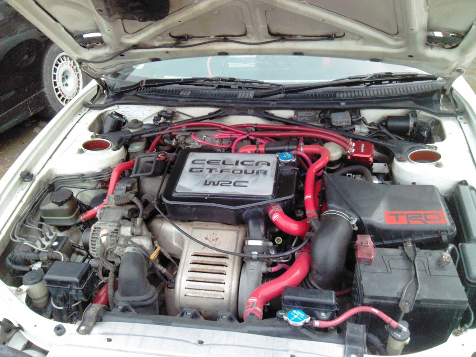 Как снять двигатель на toyota celica st205