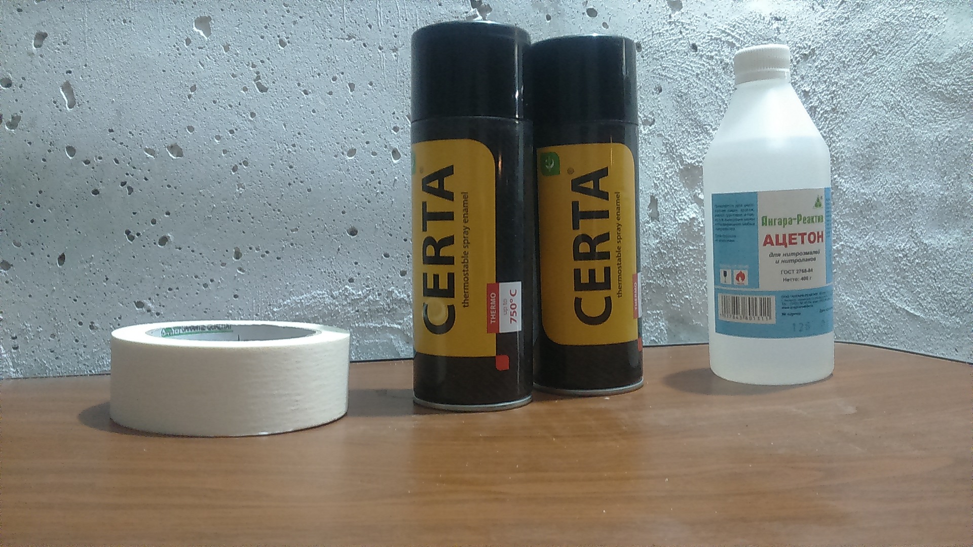 Чем покрасить пенопласт чтобы не разъело. Крашеный пенополистирол. Клей для пенопласта для поделок. Высокотемпературная краска для тормозных барабанов. Окрашенный пенопласт.