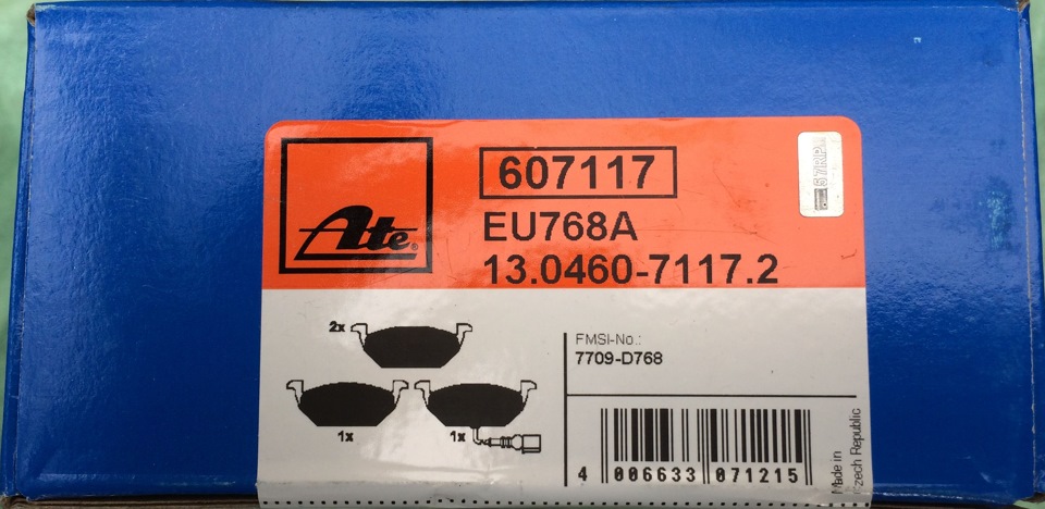 Колодки передние Ate 13.0460-7117.2 Эти с датчиком износа. В моем случае можно было бы сэкономить и взять без датчика. — Skoda Octavia A5 Mk2. Запчасти на фото: 13046071172, 607117