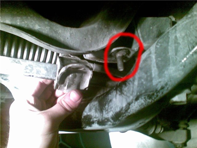 Заменил втулки стабилизатора — Subaru Forester (SG), 2 л, 2003 года ...