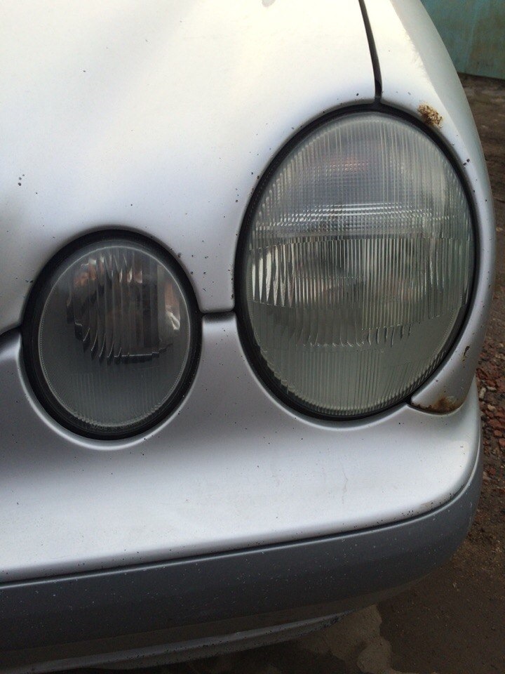 Полировка фар — Mercedes-Benz E-class (W210), 2,4 л, 1999 года | своими ...