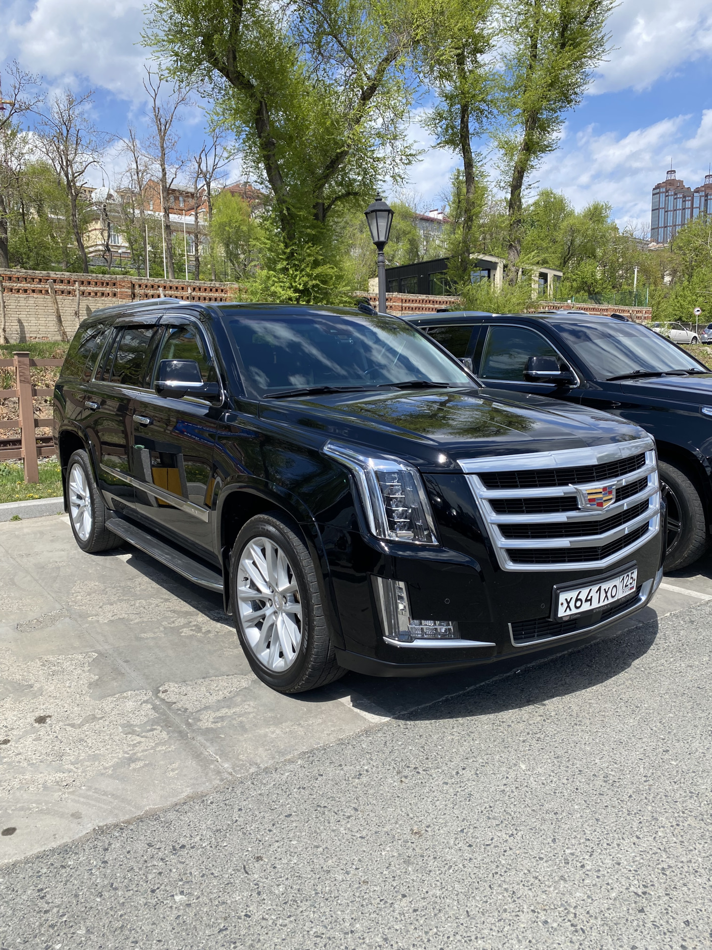 Смена номеров — Cadillac Escalade (4G), 6,2 л, 2016 года | покупка машины |  DRIVE2