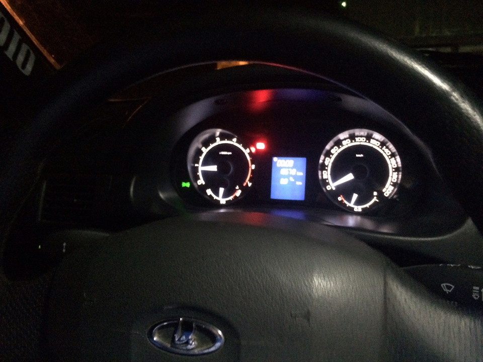Приборная панель Приора 2 — Lada Приора седан, 1,6 л, 2013 года ...