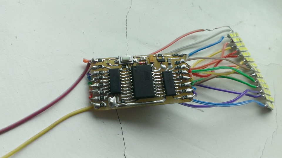 бегущий поворотник контроллер stm. бегущий поворот. схема бегущих поворотников. контроллер динамического поворотника v4. как подключить бегущий поворотник схема подключения.