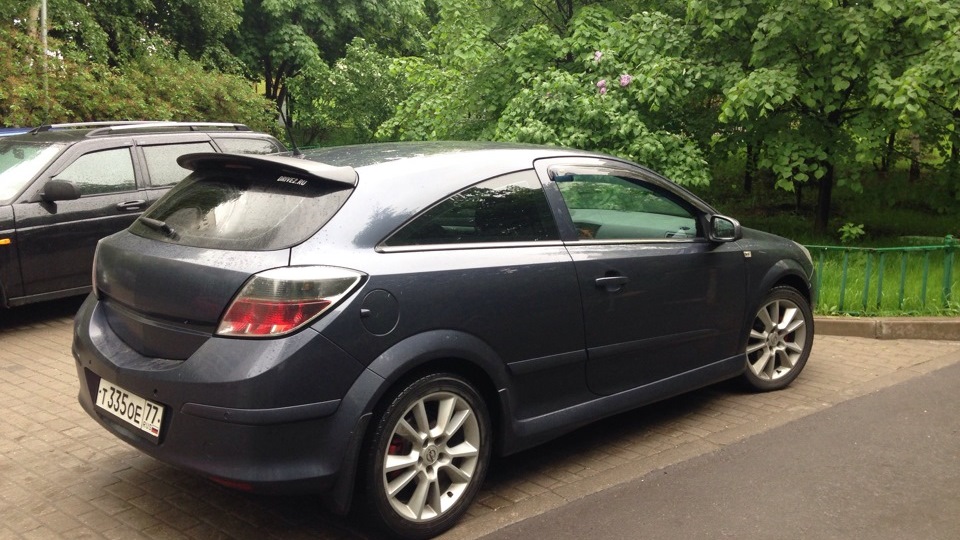 Opel Astra h GTC 2010