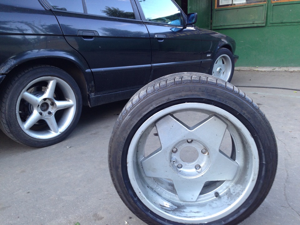 Potenza re001. 8. Диск 8j r17 255/40. R17 255. R17 255.