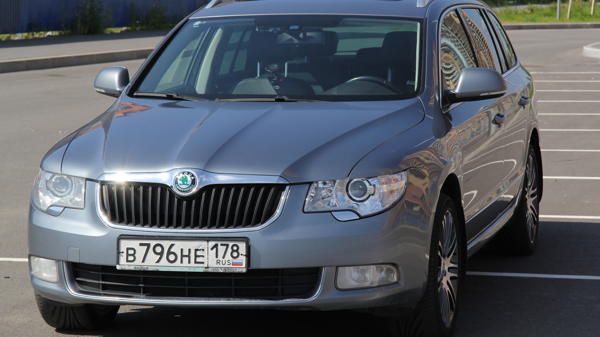 Skoda Superb Combi (Mk2) 2.0 бензиновый 2012 | Реактивный Сарай на DRIVE2