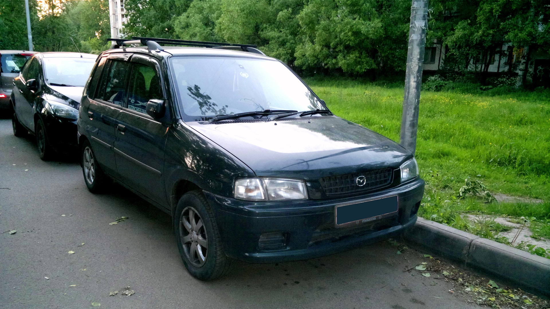 Мазда демио dw3w. Demio dw3w. Mazda Demio 1999 dw3w. Mazda Demio dw3w черный.