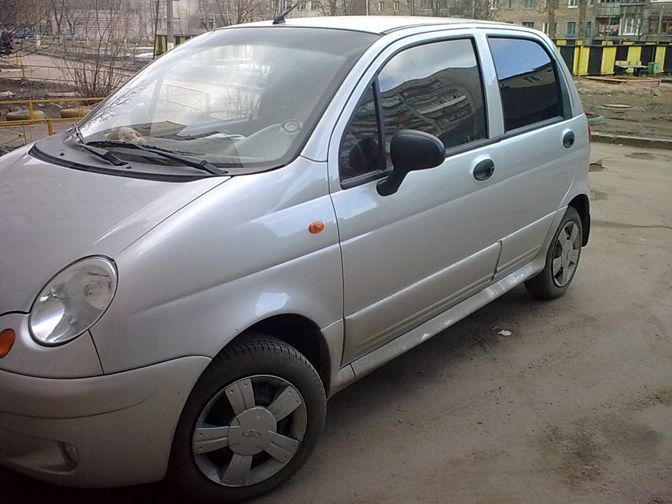 Тонированный матиз. Daewoo Matiz тонировка. Daewoo Matiz тонированный. Дэу Матиз затонированный. Матиз белый тонированный.