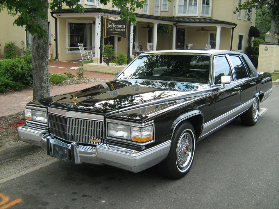 Cadillac Brougham 1991