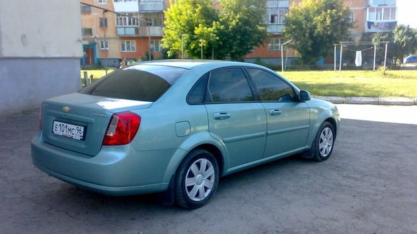 Chevrolet Lacetti Green