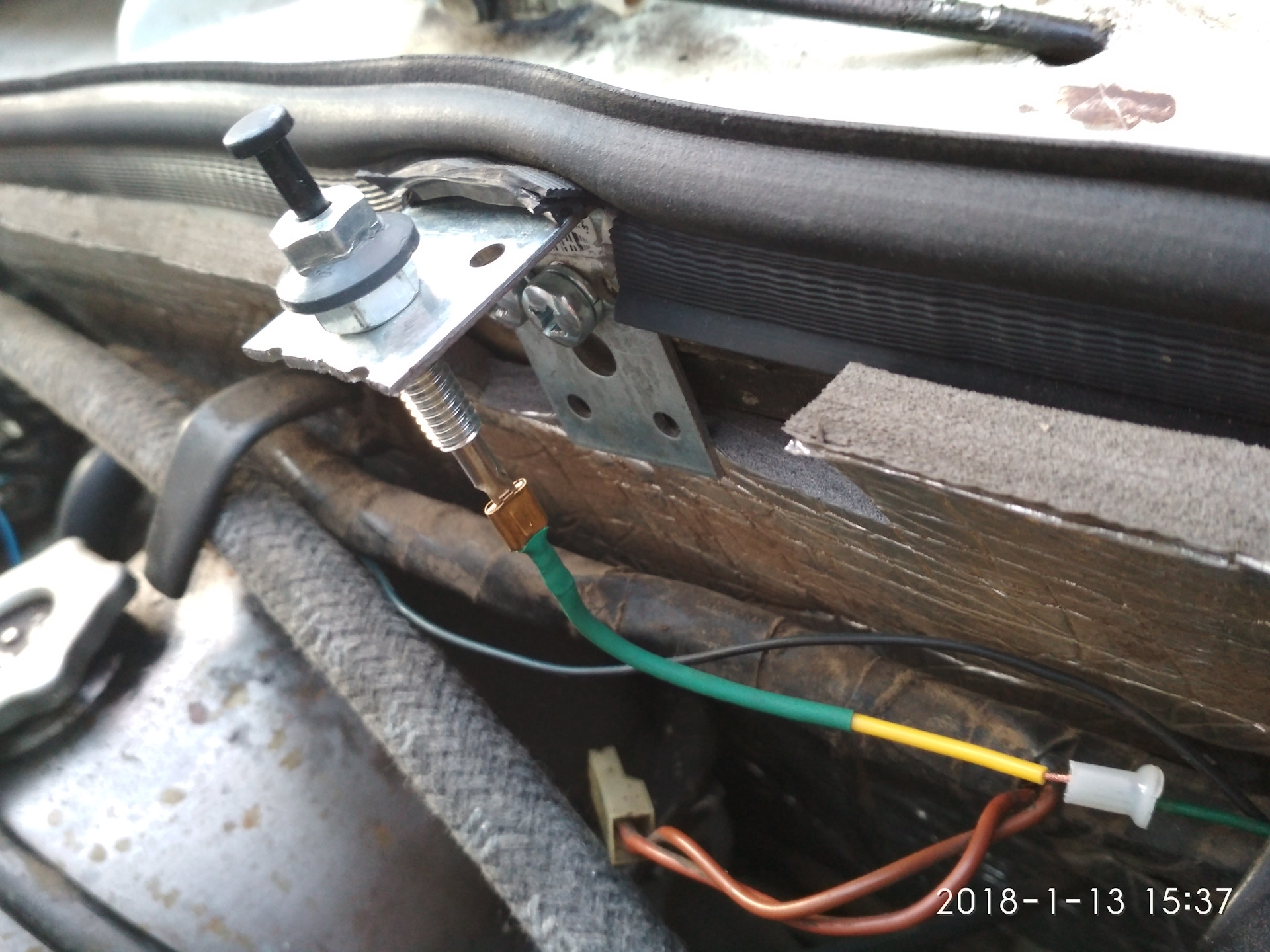 Кража АКБ и бензина. Что делать … — Lada 2106, 1,6 л, 1997 года ...