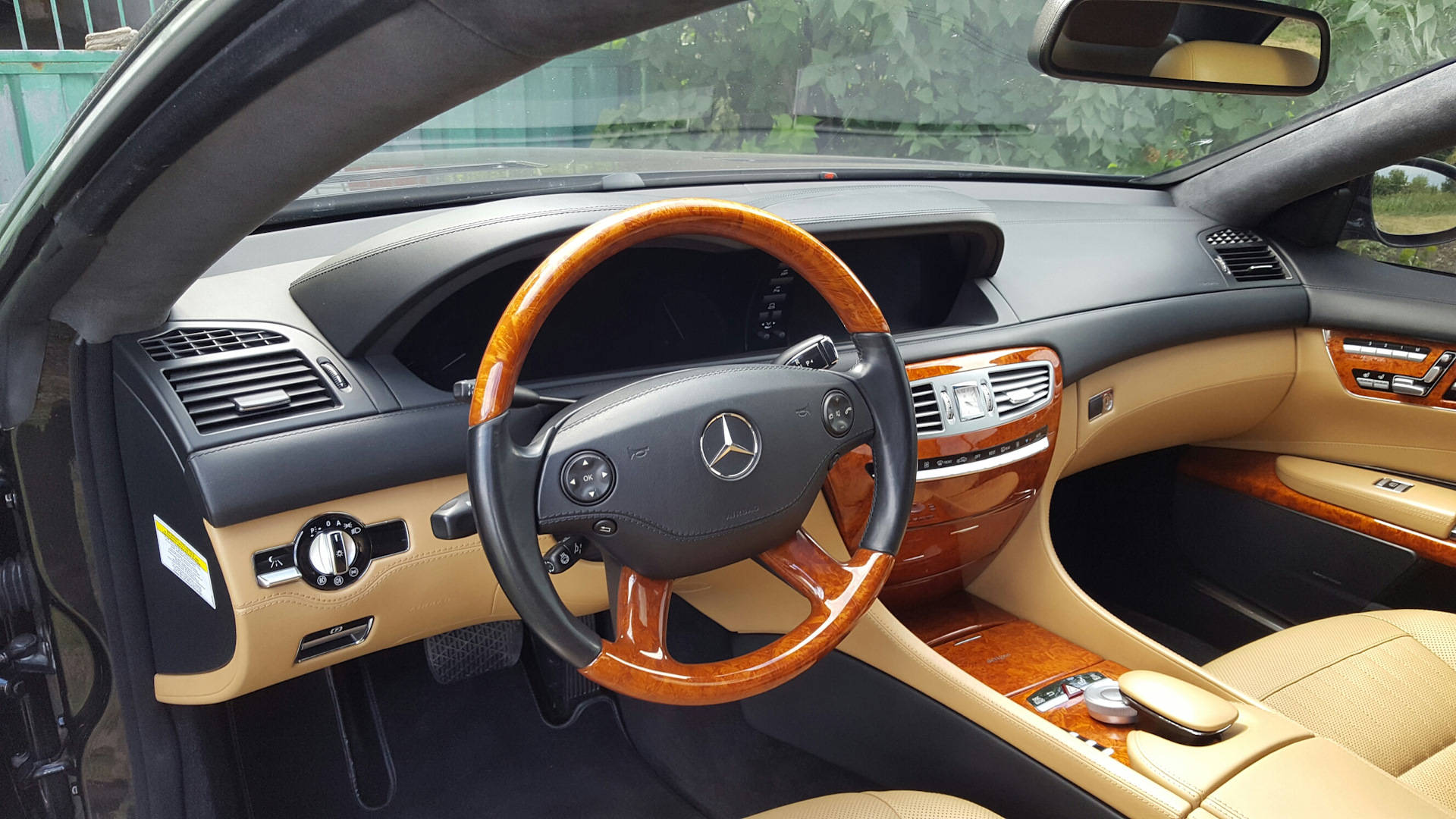 Mercedes Benz cl216 AMG красный салон