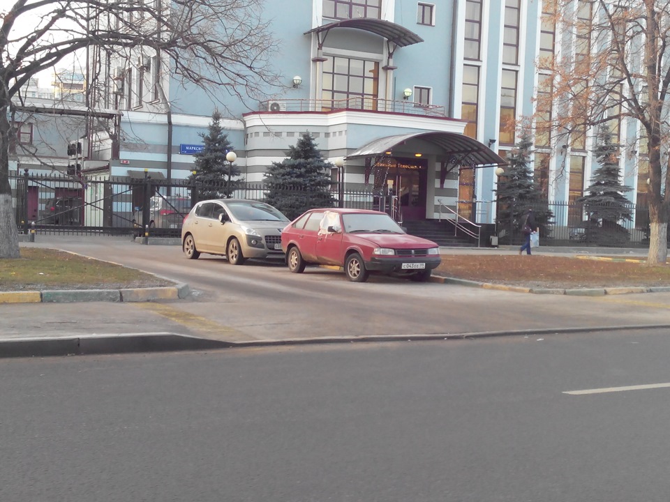 Москвич на Марксистской — Сообщество «Брошенные Машины» на DRIVE2