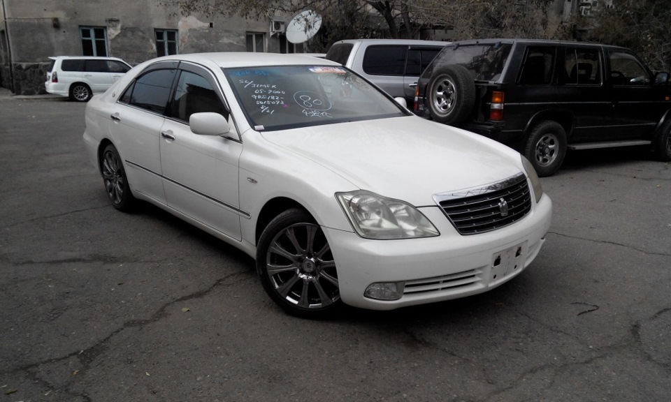 Toyota Crown 2004 3 0