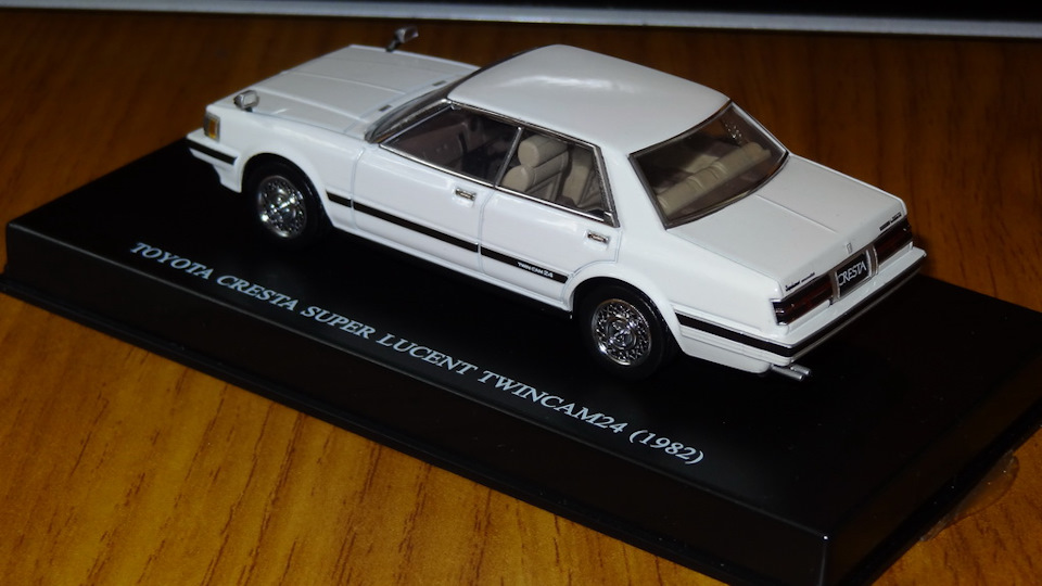 Toyota Cresta Super Lucent Twin Cam 24 GX61 (1982), Aoshima Toyota Cresta Super Lucent Twin Cam 24 GX61 (1982), Aoshima