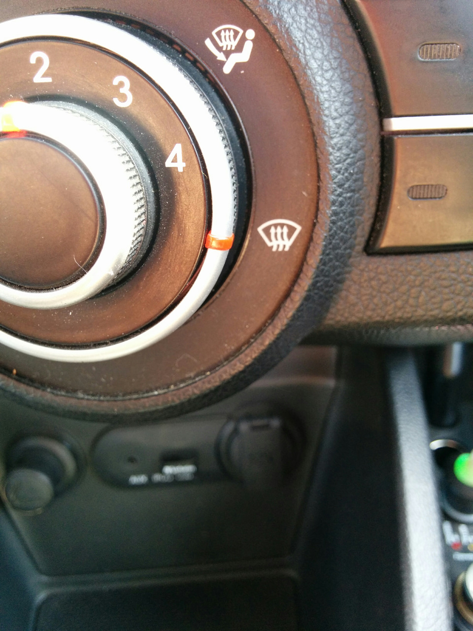 Положение — KIA Rio 5-door (3G)