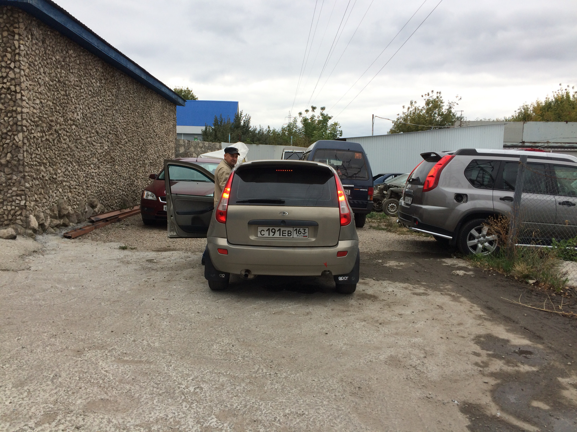 Лампы стоп сигнала Philips — Lada Калина хэтчбек, 1,6 л., 2007 года ...