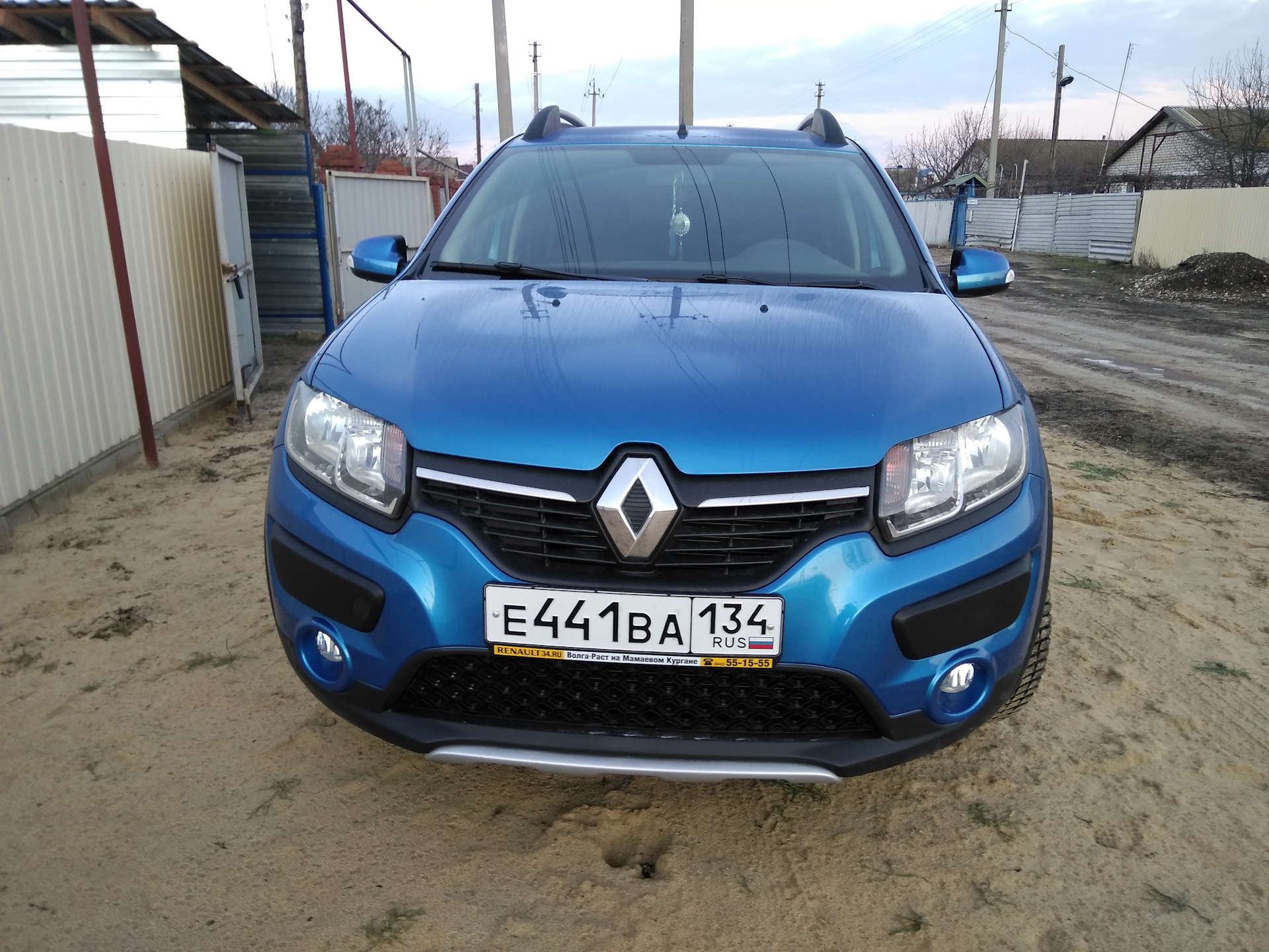 Бампер renault logan stepway