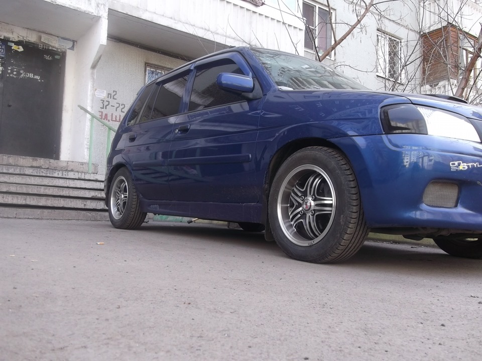 не большой внешний тюнинг — Mazda Demio (1G), 1,3 л, 2001 года ...