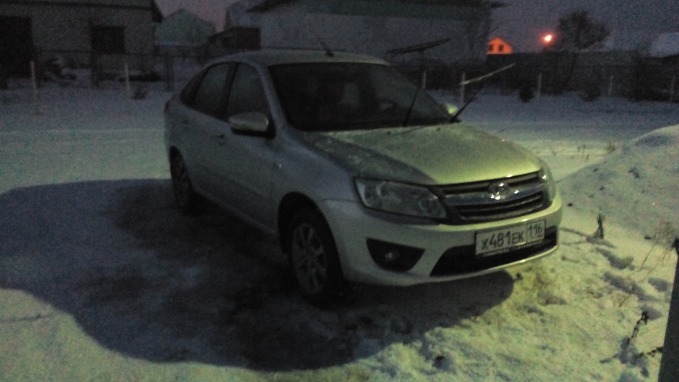 Большой расход — Lada Гранта лифтбек, 1,6 л, 2015 года | наблюдение ...