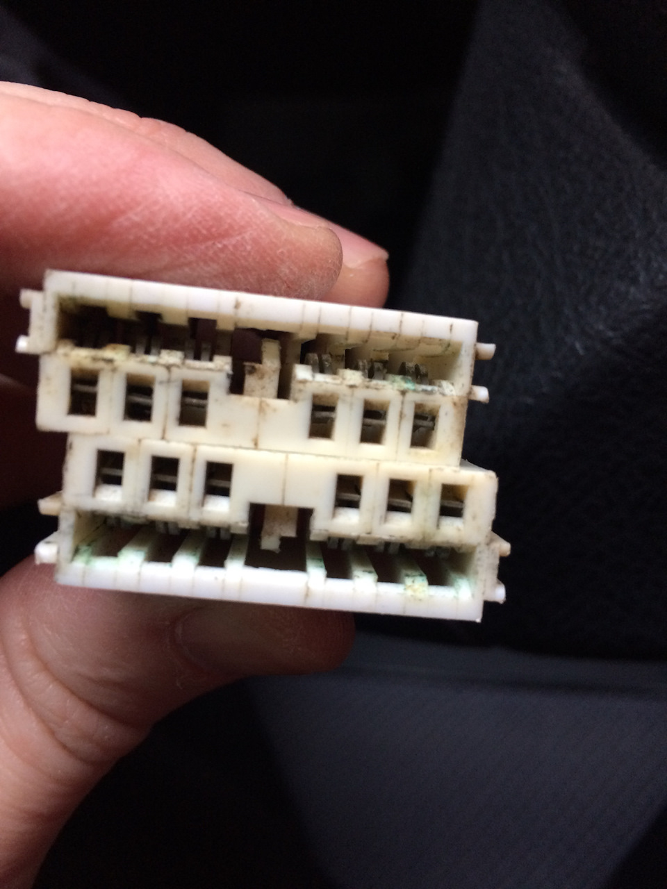 Замена плат задних фонарей ч.2 — LADA 2113, 1,6 л., 2007 года | своими ...