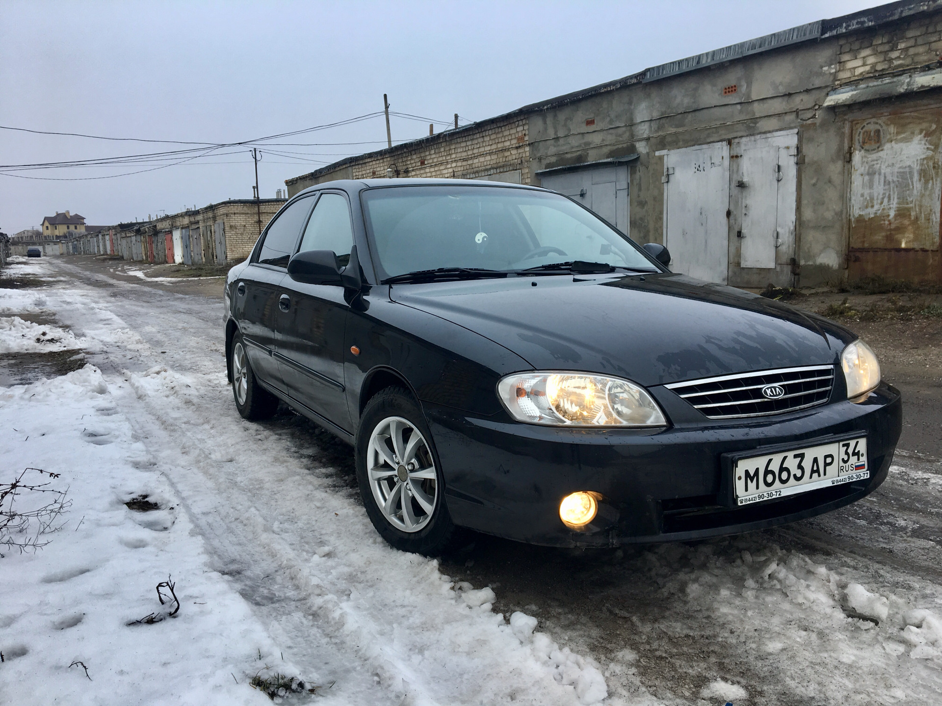 Фото kia spectra черного цвета