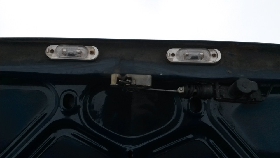 Открывание багажника из салона с кнопки — Lada 21073, 1,5 л, 1999 года ...