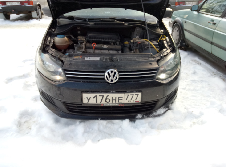 Поставил светодиоды в габариты и подсветку г/н — Volkswagen Polo Sedan ...