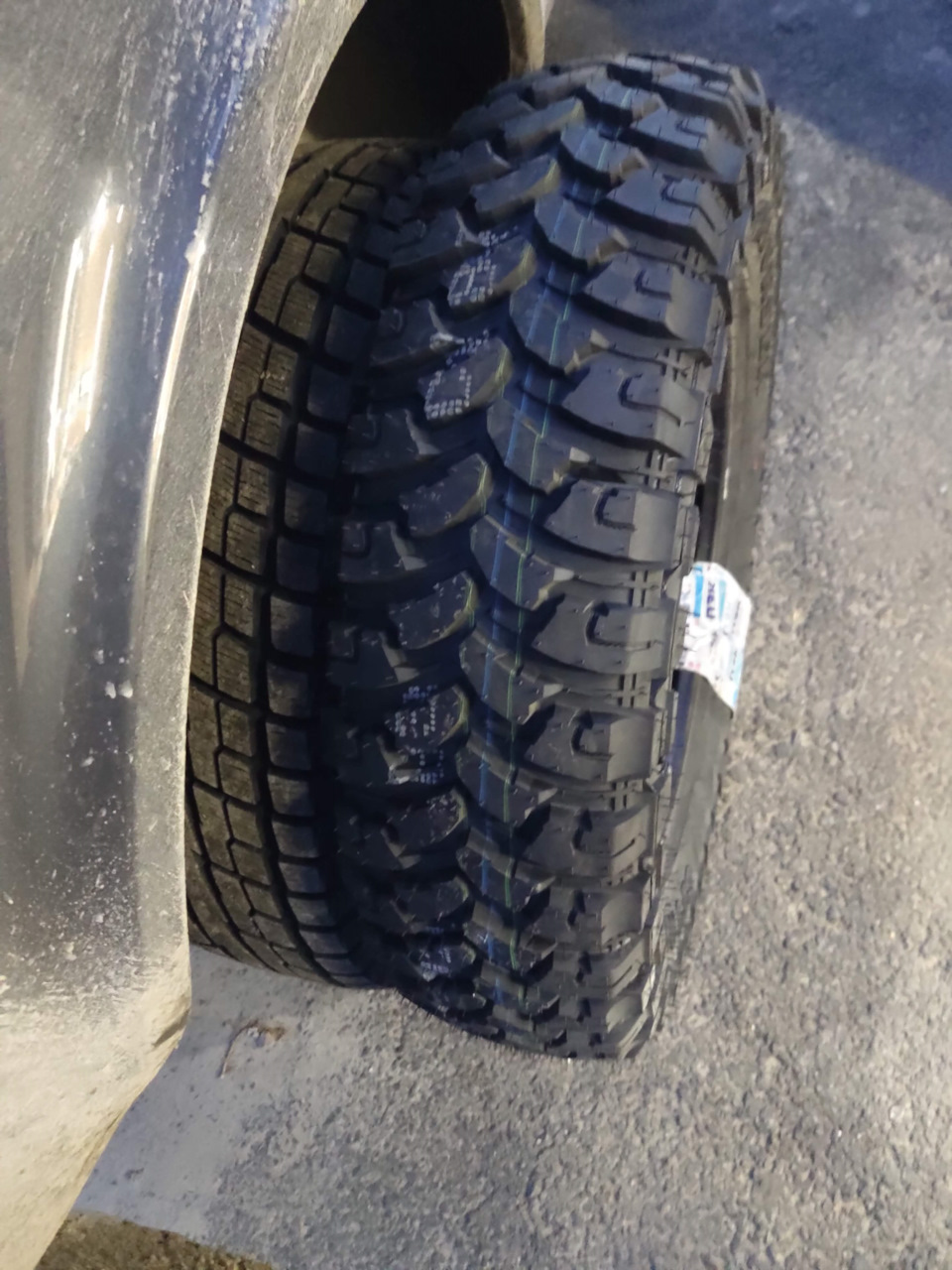 Шины 185 85 16. Comforser cf3000 185/85 r16. 185 85 16 На ниву. 185/85 R16 на ниву. Шевроле Нива 185/85/16.