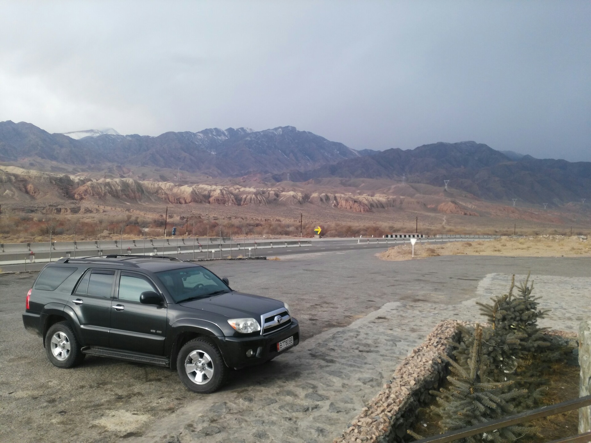 Toyota 4runner Mountain Sticker