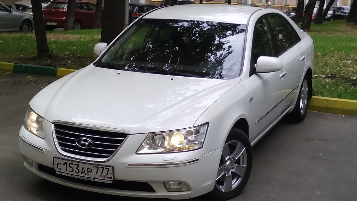 Hyundai sonata 2008 год. Hyundai Sonata 2008 года. Соната НФ белая 2008.