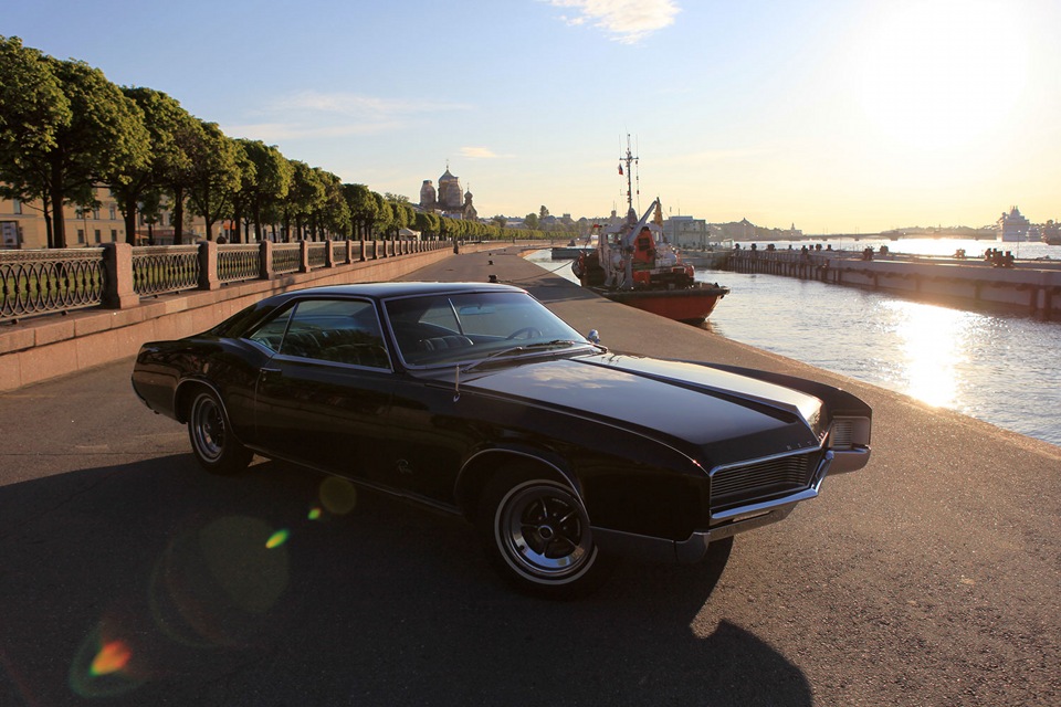 Buick Riviera 1967 Black