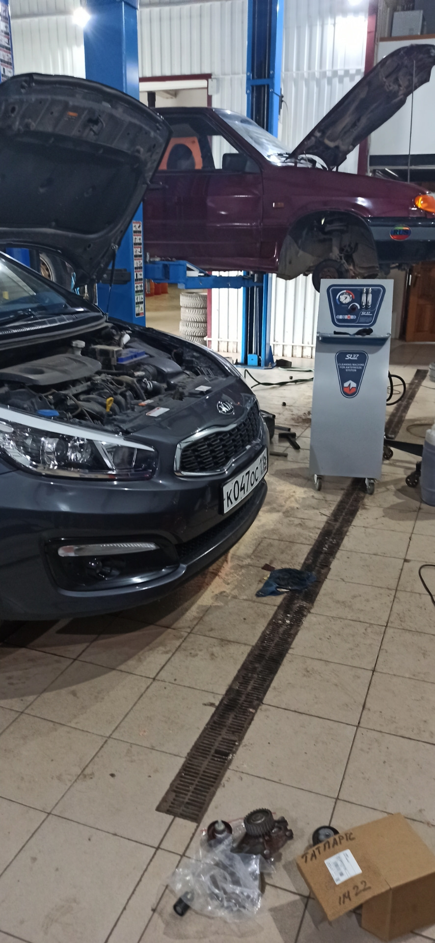 Замена антифриза Coolstream и тормозной жидкости TRW — KIA Ceed (2G), 1 ...