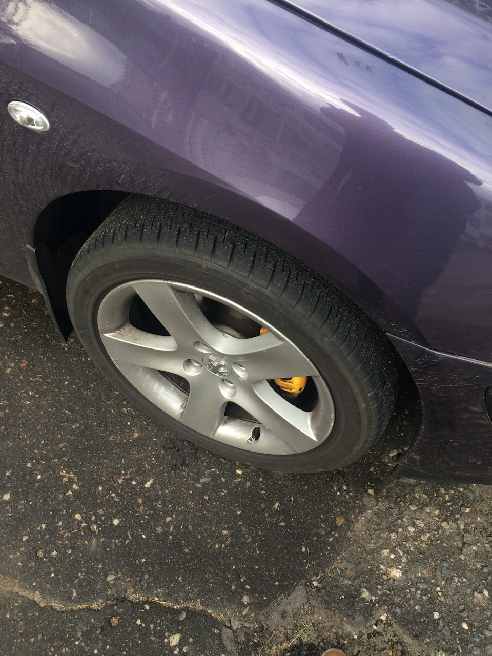 Колеса стоят на авто. Зиму не видели — Peugeot 307