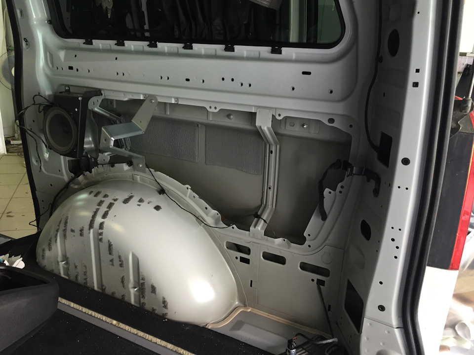 Фото в бортжурнале Mercedes-Benz V-Class (W447)