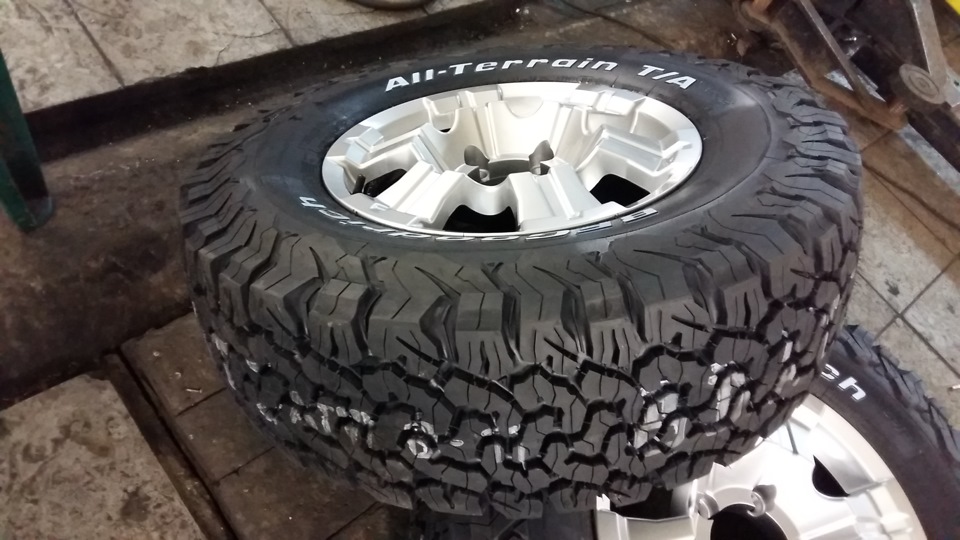 Купить Шины Bfgoodrich 285 60 R18