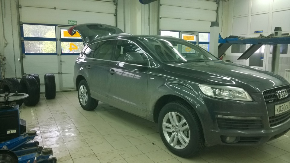 Фото в бортжурнале Audi Q7 (1G)