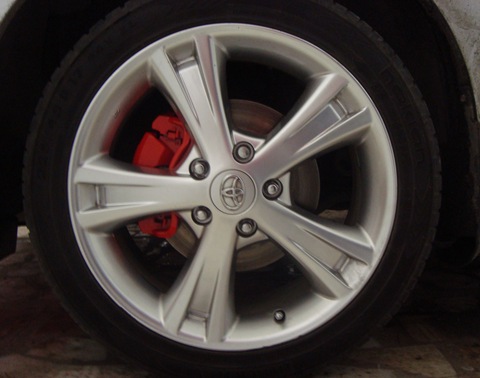 Painted calipers  - Toyota Corolla 16L 2007