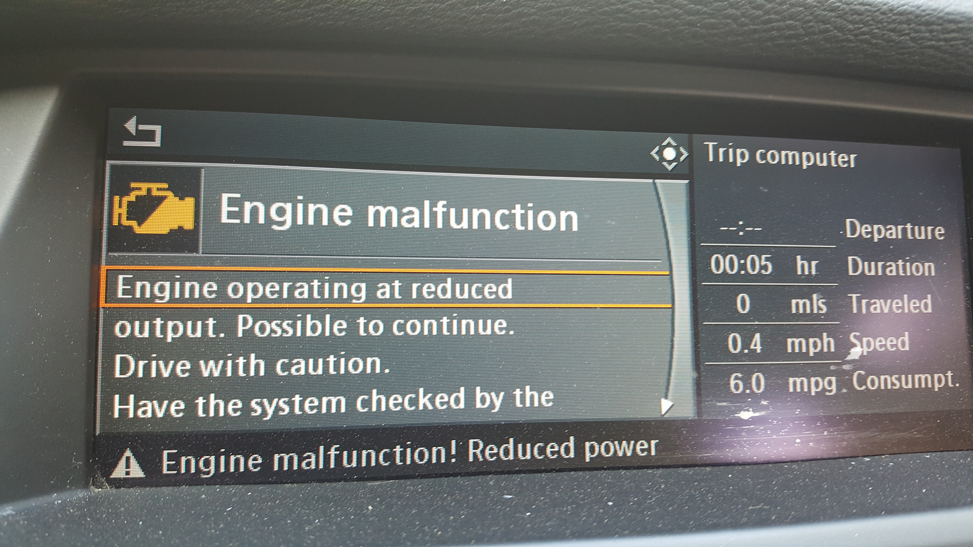 System fault перевод. BMW assist x5. Engine Malfunction! Reduced Power. Текстовые сообщения BMW. Е 60 ошибка reduced Power.