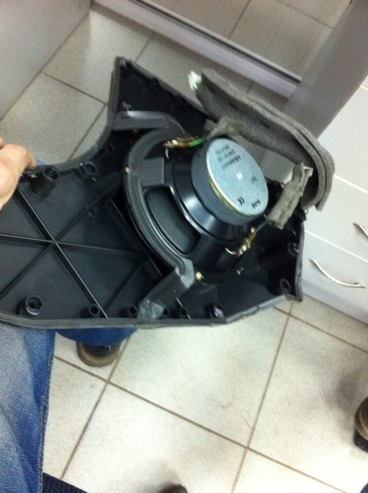 Сбор — разбор штатного сабвуфера — Audi A6 (C5), 2,8 л, 1998 года ...