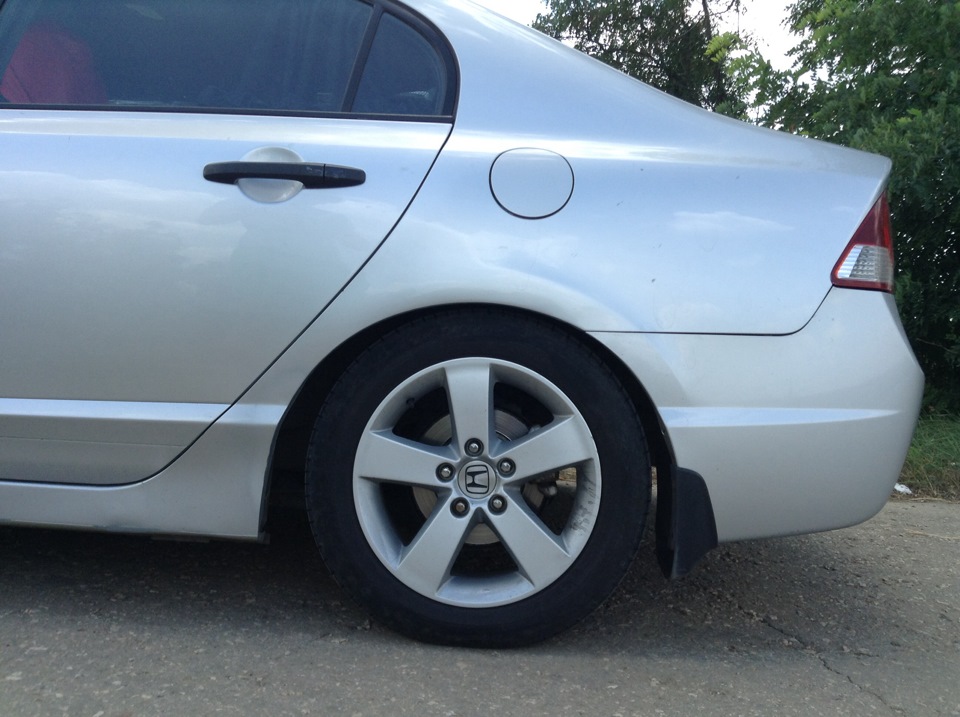 Маленький клиренс. — Honda Civic 4D (8G), 1,8 л, 2006 года | наблюдение ...