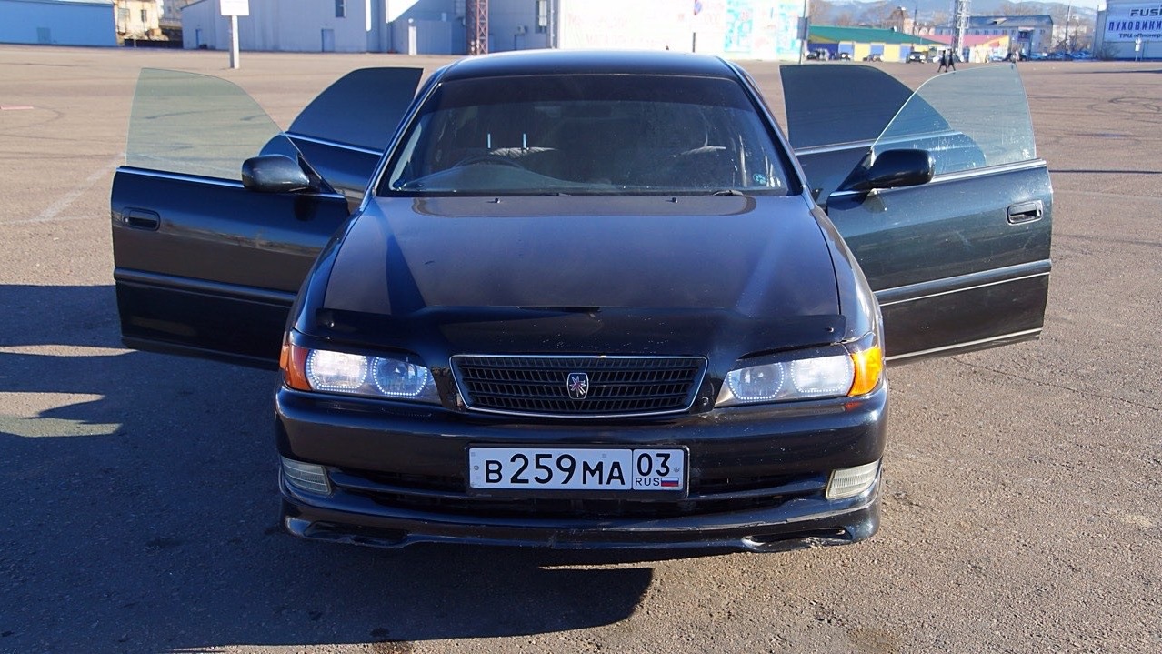 Ниссан улан удэ. Улан-Удэ Toyota Chaser. Чайзер 100 Улан Удэ. Тойота Чайзер в Улан-Удэ. Чайзеры Улан Удэ.