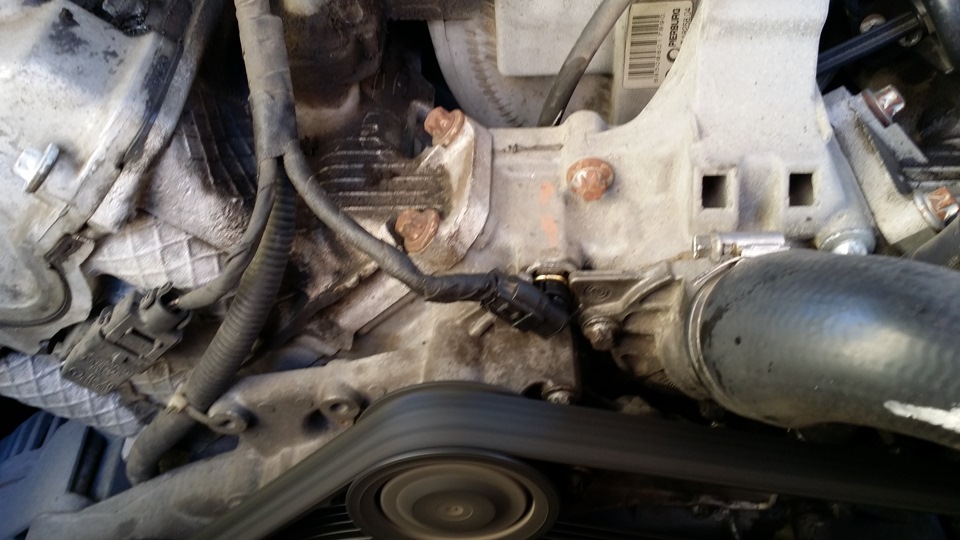 Замена датчика температуры антифриза — Mercedes-Benz E-class (W210), 2 ...