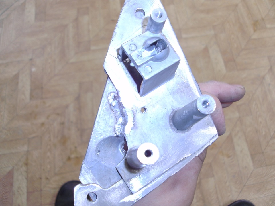 12e3244s-960.jpg
