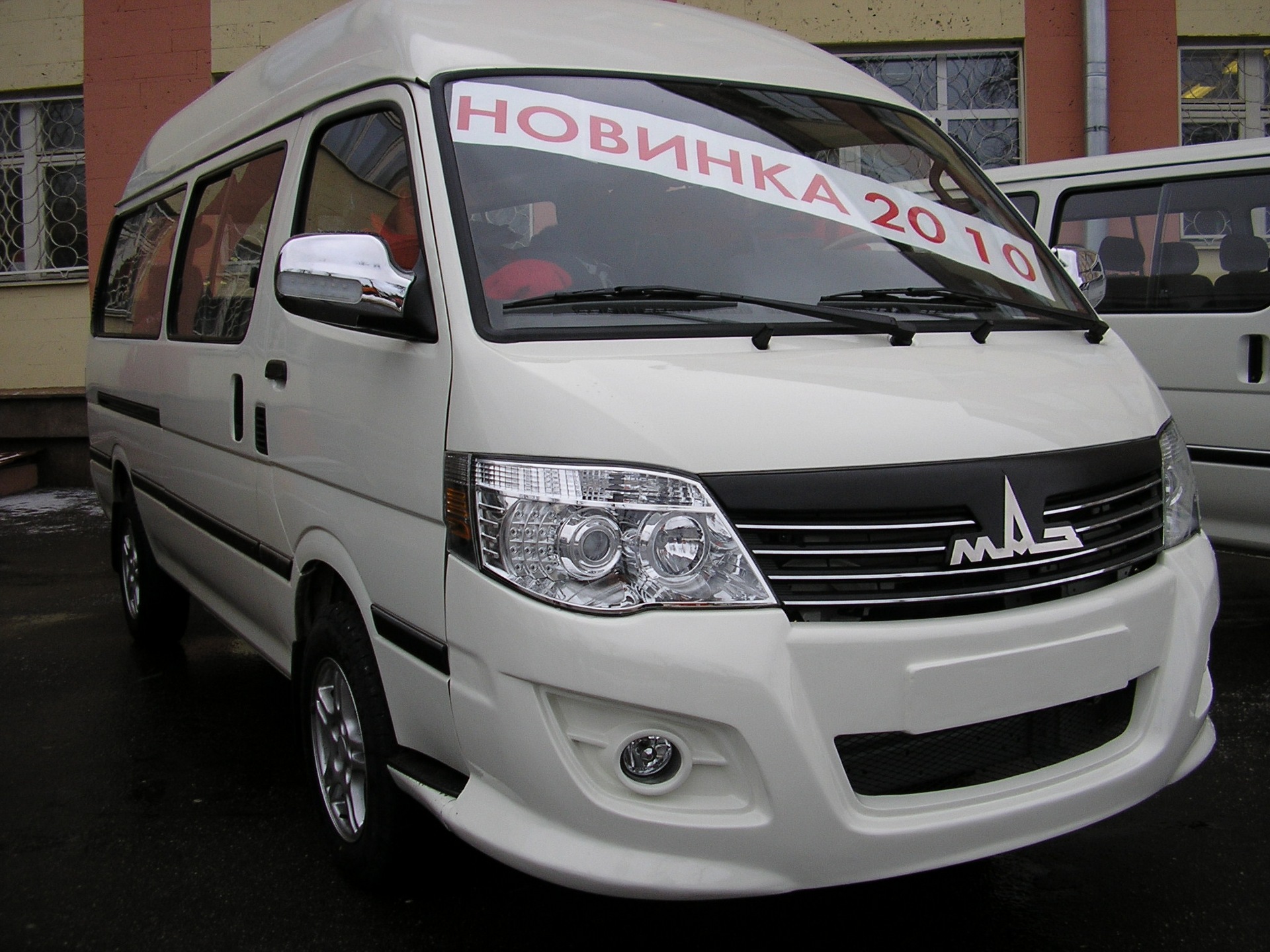 Новые микроавтобусы в россии