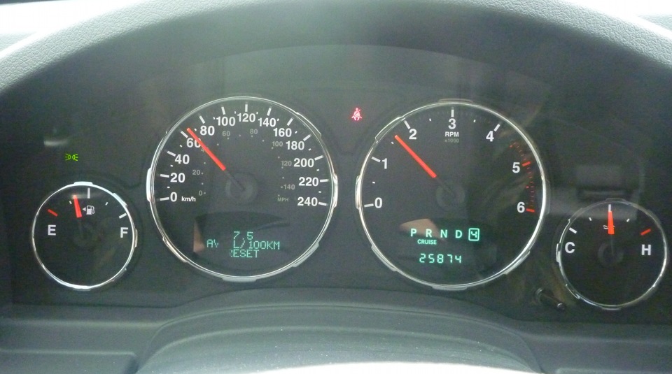 Фото в бортжурнале Jeep Cherokee (KK)