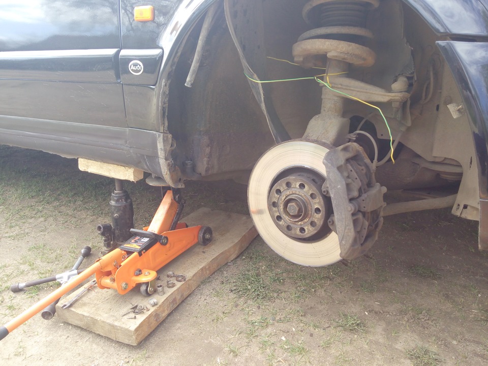 Чистка абсорбера, так как надоело открывать крышку бака и чувствовать ...