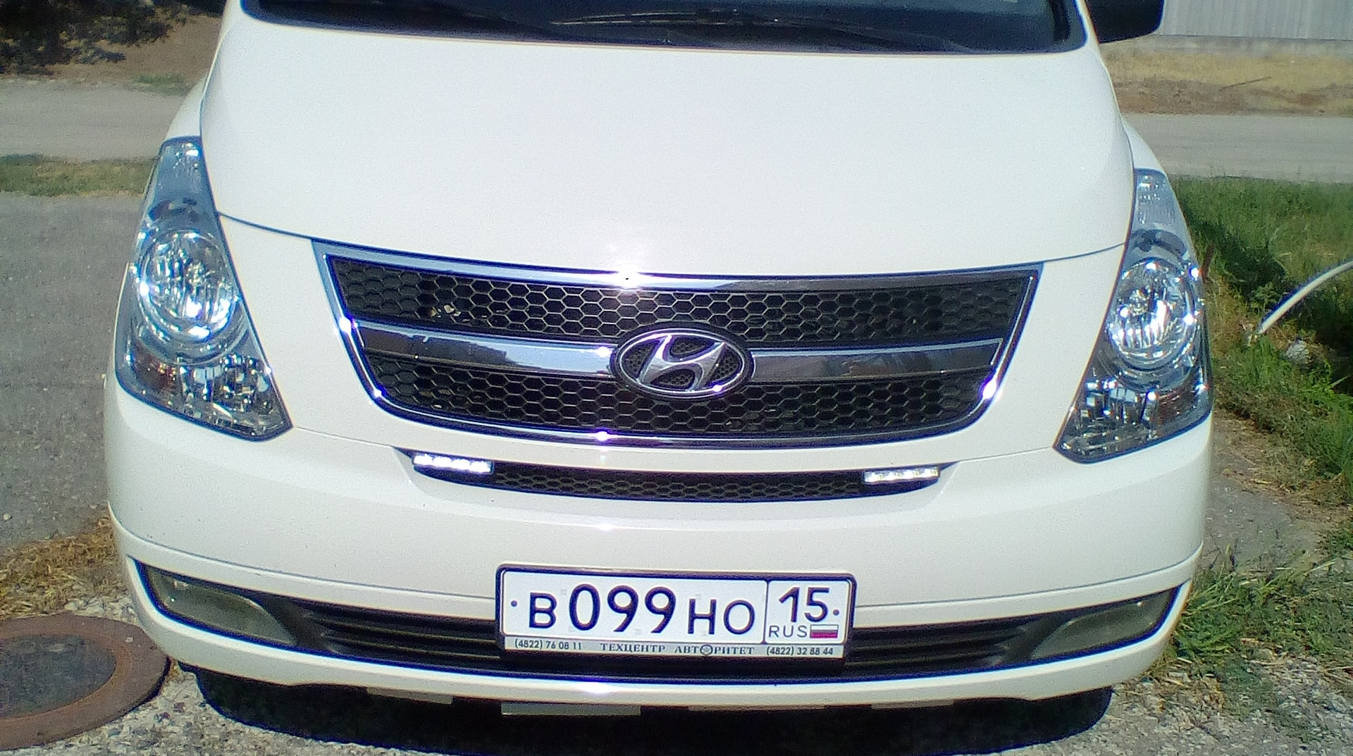 Hyundai H-1 (2G) 2.5 дизельный 2010 | белый орел на DRIVE2